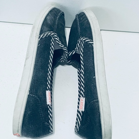 Roxy Minnow Blue Denim Slip On Shoes 6.5 - Picture 5 of 11